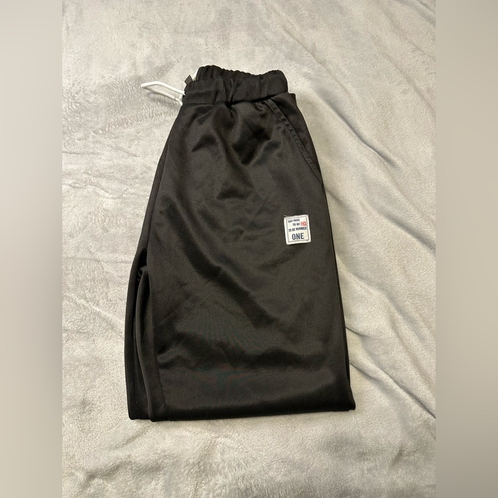 Sweatpants - Picture 2 of 2